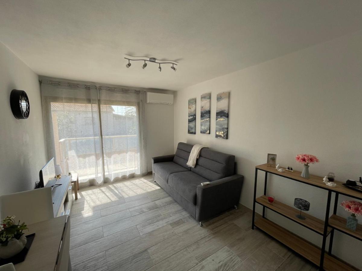 Appartement De Charme A 2 Min De La Plage Vallauris Exterior photo