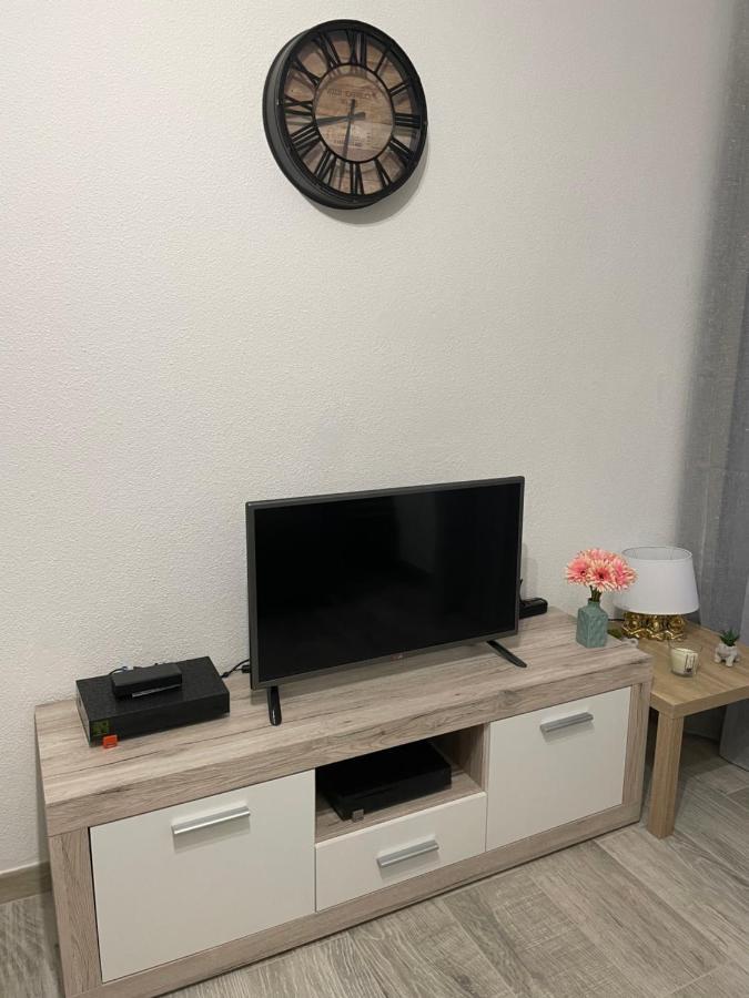 Appartement De Charme A 2 Min De La Plage Vallauris Exterior photo